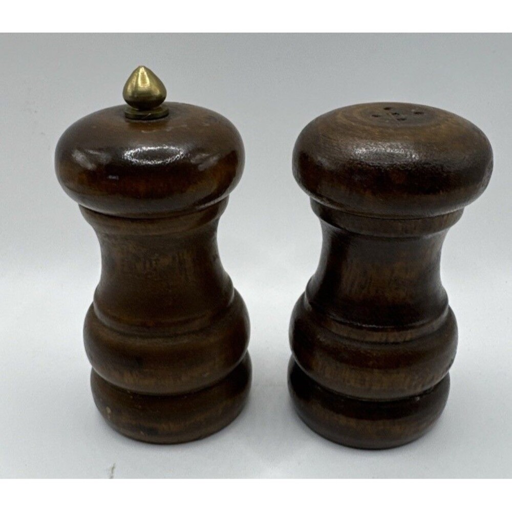 Vintage Wooden Salt & Pepper Shakers | Rustic Farmhouse Kitchen Decor 3 1/2